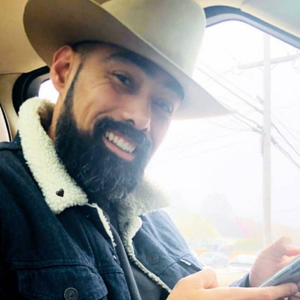 Meet your Posher, Michael